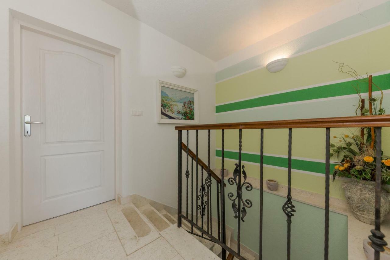 Seaside Villa Mia Trogir Dış mekan fotoğraf